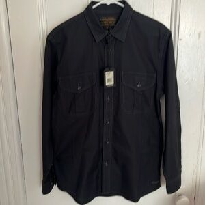 Unworn, NWT Filson Lightweight Alaskan Guideshirt Size S in Midnight Navy